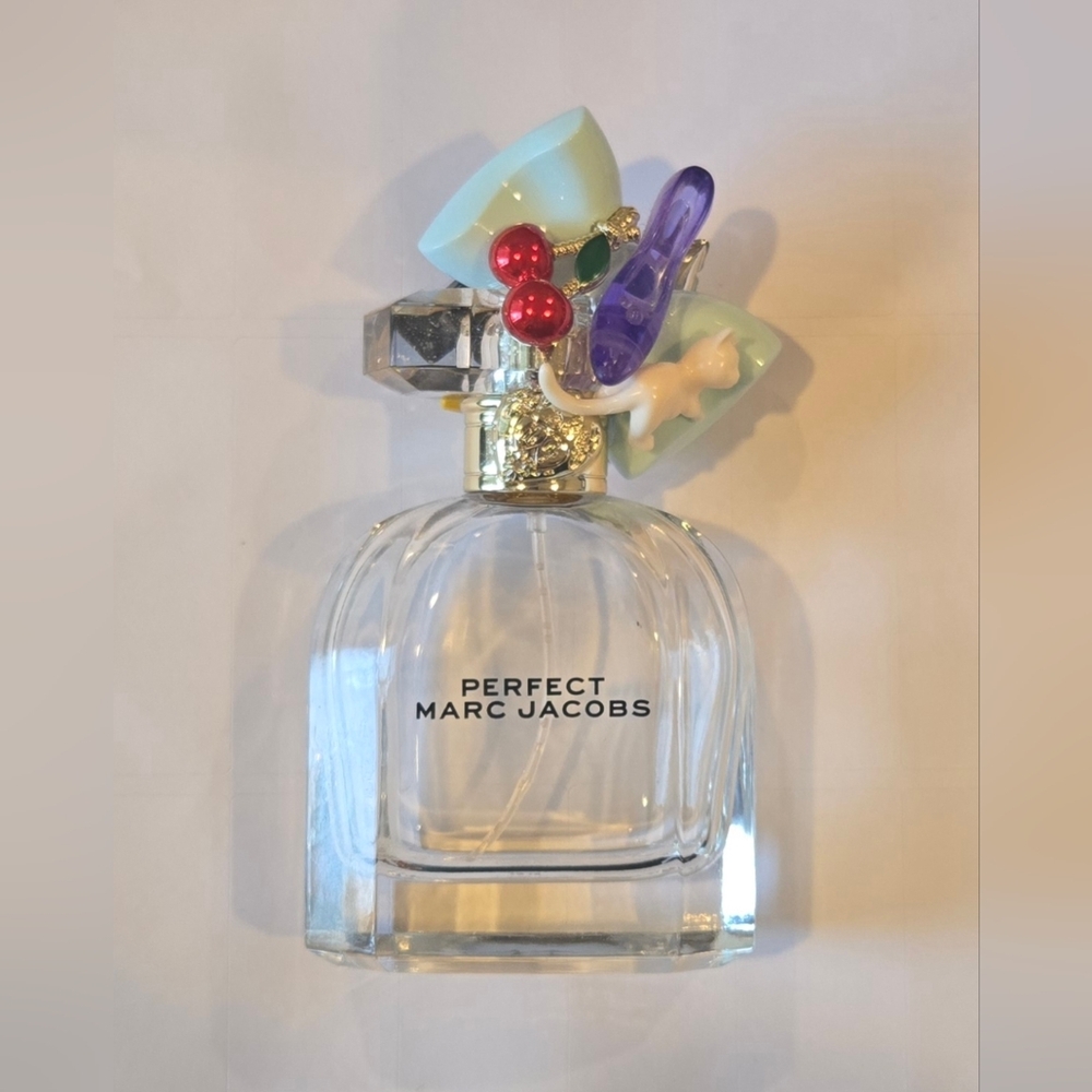 Marc Jacobs Perfect Perfume Bottle